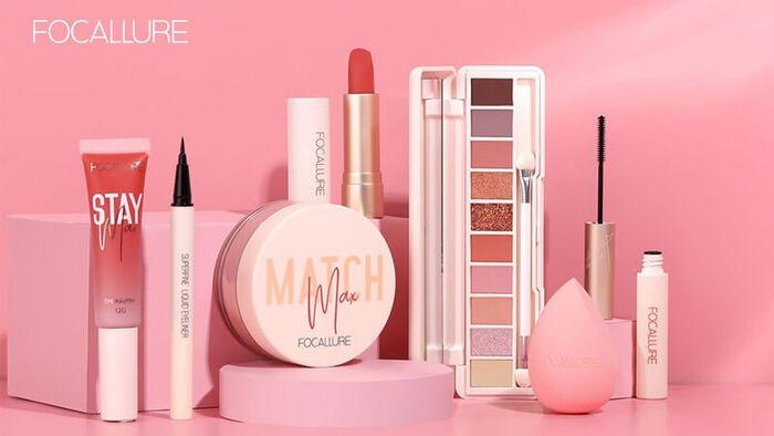 Focallure được nhiều beauty blogger đánh giá cao bởi chất lượng sản phẩm đồng đều và giá thành rẻ